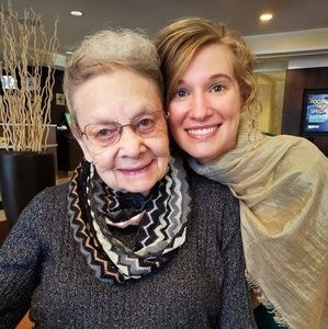 Meet your Posher, Julia